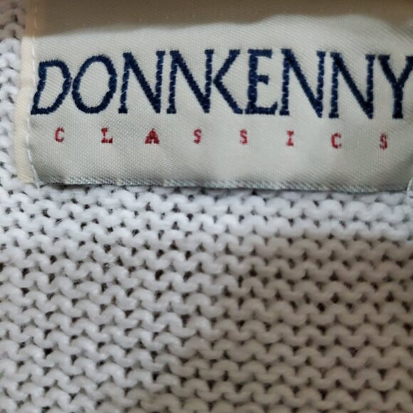 Donnkenny Classics Vintage Women’s Embroidered Pullover Sweater Size Medium - Picture 8 of 10